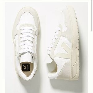 SOLD ON DEPOP - Veja sneakers
